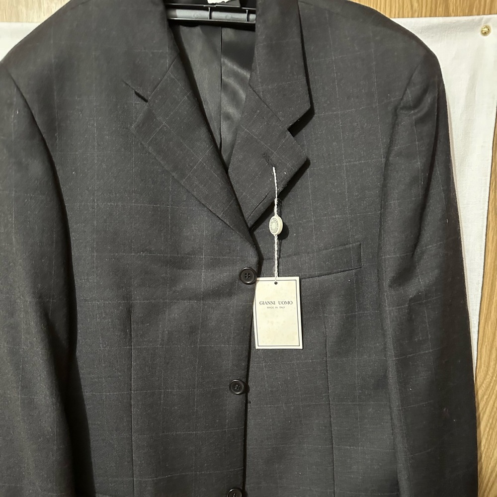 Gianni Uomo suit jacket, 40R
